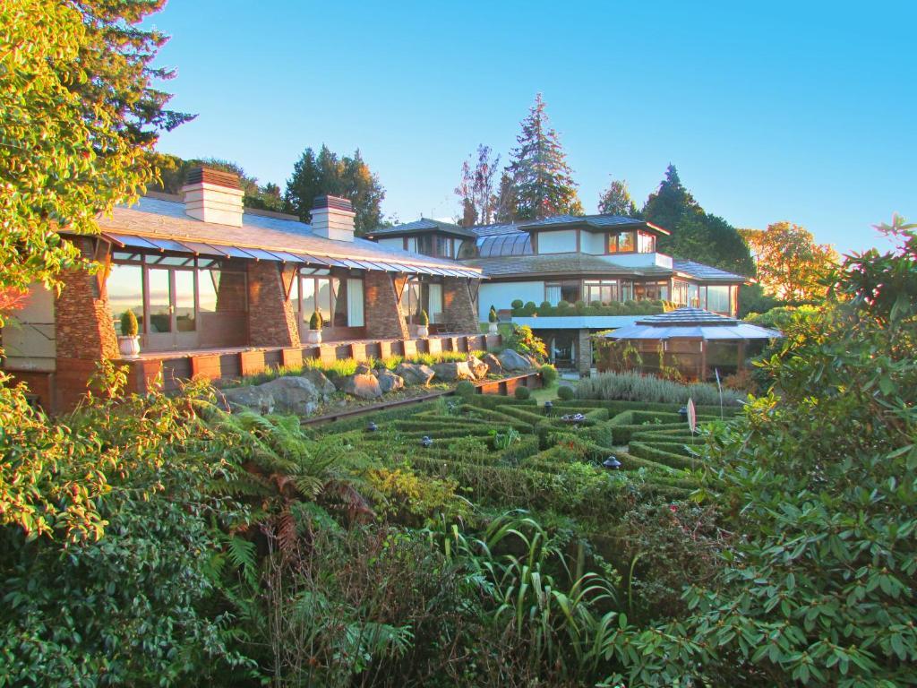 Lake Taupo Lodge Exterior photo